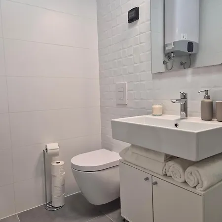 Lari Appartement *